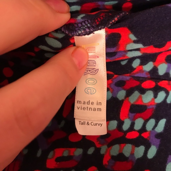 LuLaRoe TC Tall & Curvy print leggings - Picture 3 of 3